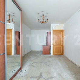 Продажа 1-комн квартиры на вторичном рынке Бухарестская ул,  д. 156 к1