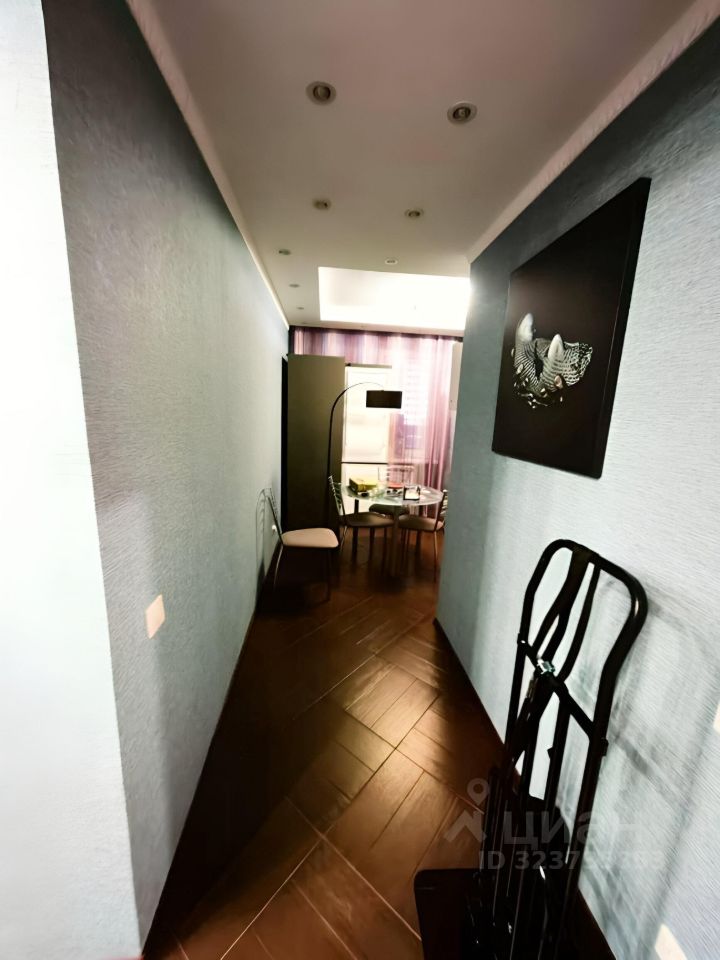 Продажа 2-комн квартиры на вторичном рынке Западный мкр, улица Лунная, 23