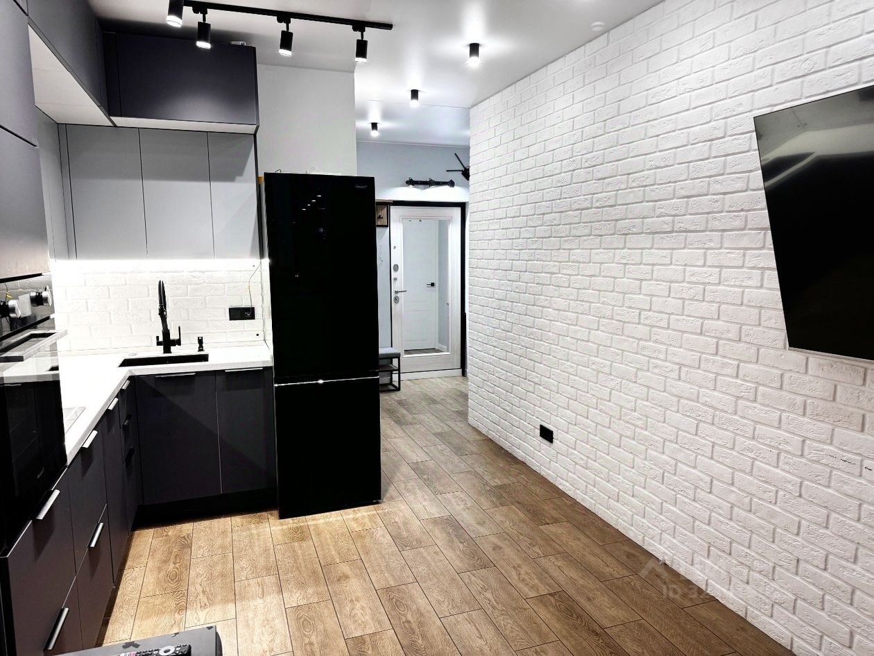 Продажа 1-комн квартиры на вторичном рынке Мытищи, проспект Астрахова, 7