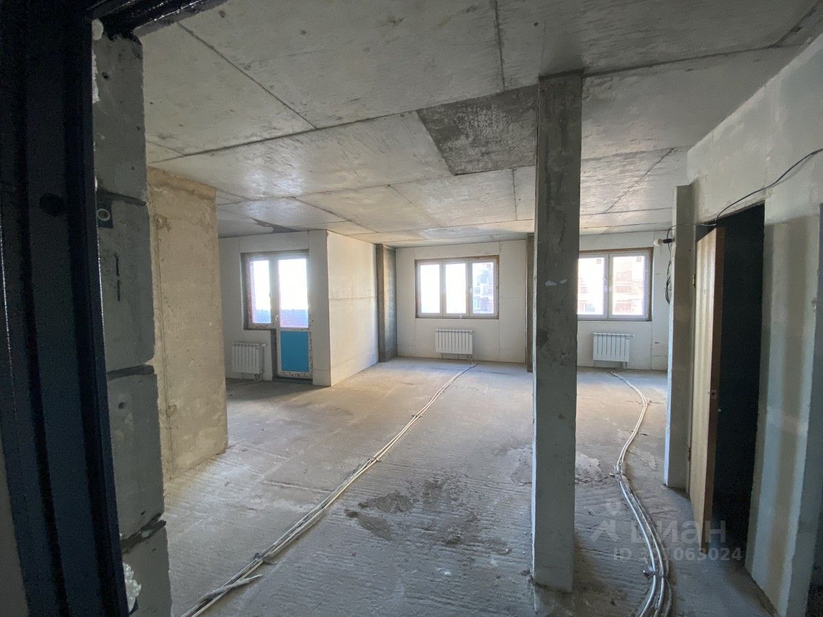 Продажа 2-комн квартиры на вторичном рынке Звенигород, Спортивная улица, 12