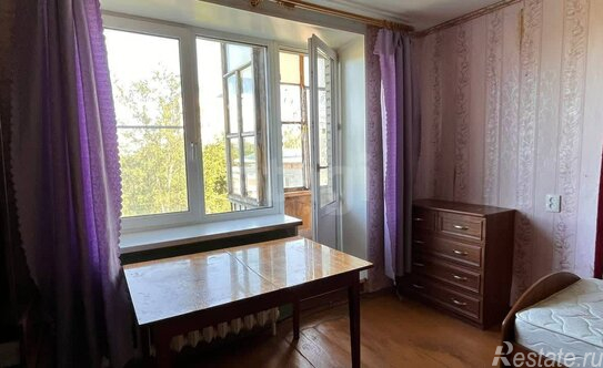 Продажа 1-комн квартиры на вторичном рынке Петергоф г, Блан-Менильская ул,  д. 9