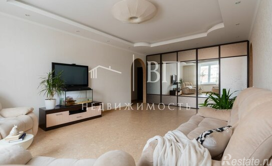 Продажа 3-комн квартиры на вторичном рынке Богатырский пр-кт,  д. 22 к1