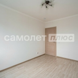 Продажа 3-комн квартиры на вторичном рынке Старонародная улица,  д. 4