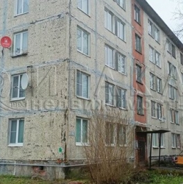 Продажа 2-комн квартиры на вторичном рынке Ивангород г, Гагарина ул,  д. 9