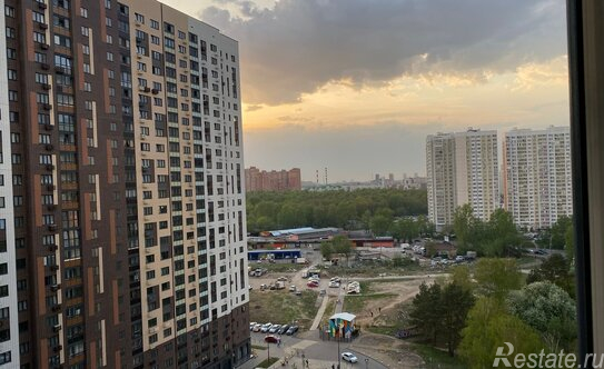 Продажа 4-комн квартиры на вторичном рынке Рождественская ул,  д. 6