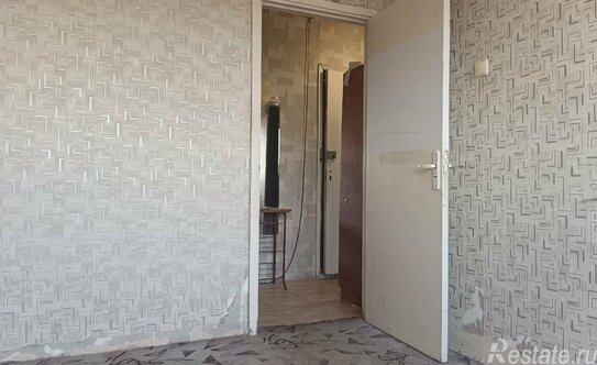 Продажа 2-комн квартиры на вторичном рынке Ветеранов пр-кт,  д. 129