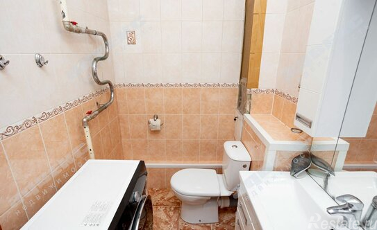 Продажа 1-комн квартиры на вторичном рынке Пятилеток пр-кт,  д. 15,  к. 5