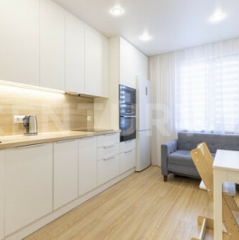 Продажа 1-комн квартиры на вторичном рынке улица Маршала Захарова,  д. 39