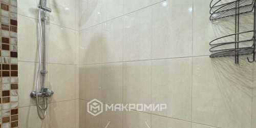 2-комн квартира улица Композиторов,  д. 18