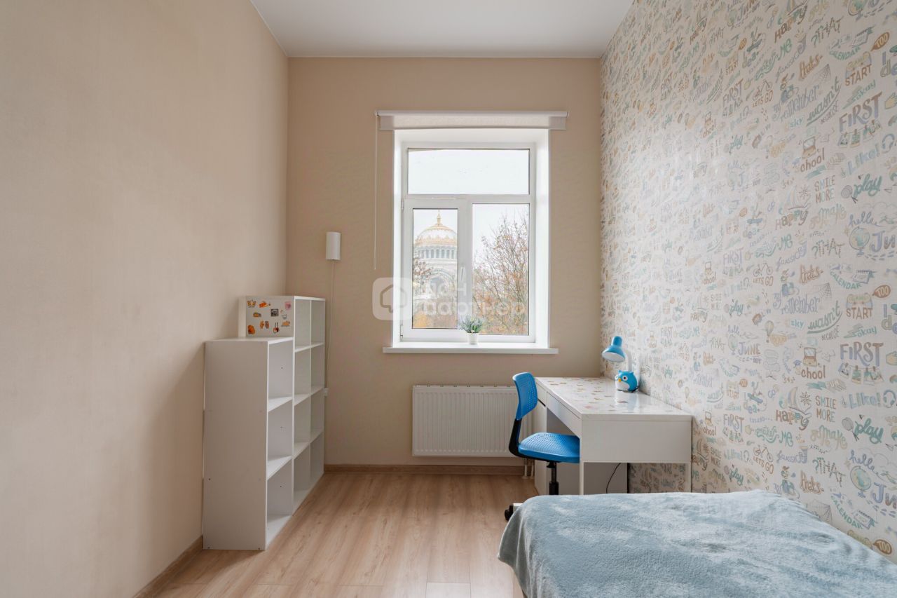 Продажа 2-комн квартиры на вторичном рынке Кронштадт, Красная улица, 8к1