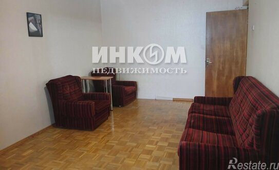 Продажа 2-комн квартиры на вторичном рынке Изумрудная улица,  д. 13 к2