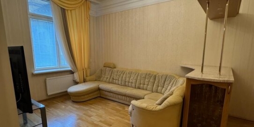 3-комн квартира Кузнецовская улица,  д. 40