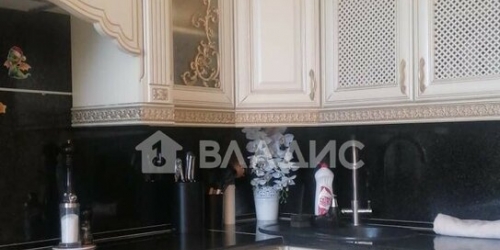 3-комн квартира улица Академика Виноградова,  д. 9