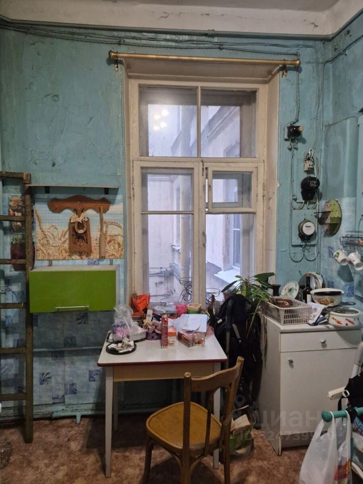 Продажа 5-комн квартиры на вторичном рынке Английская набережная, 22