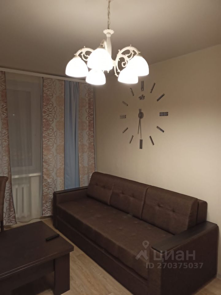 Аренда 2-комн квартиры на вторичном рынке Пушкин, Ленинградская улица, 16