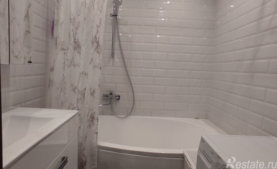 Продажа 1-комн квартиры на вторичном рынке ул Лухмановская,  д. 5