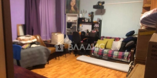 3-комн квартира ул Лахтинская,  д. 7