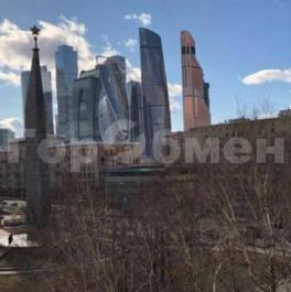 Продажа 2-комн квартиры на вторичном рынке Кутузовский пр-кт,  д. 17