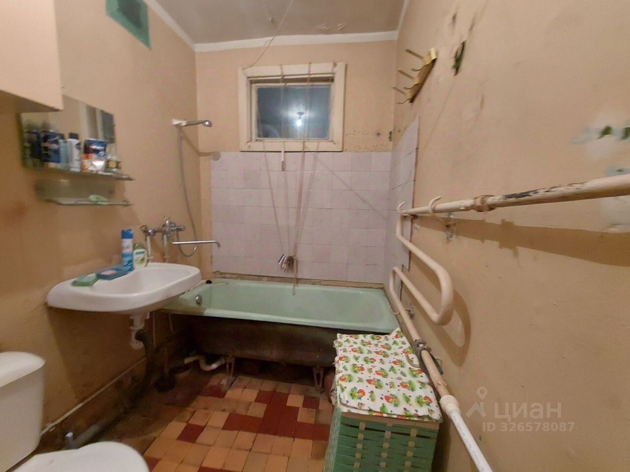 Продажа 2-комн квартиры на вторичном рынке Климовск мкр, улица Западная,  д. 8