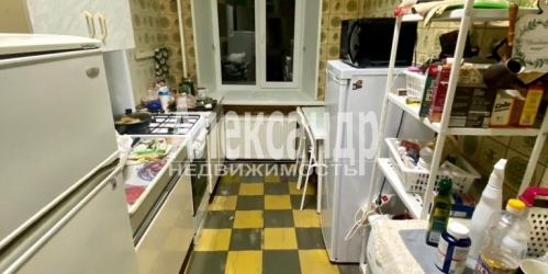 3-комн квартира 15-я линия В.О.,  д. 86