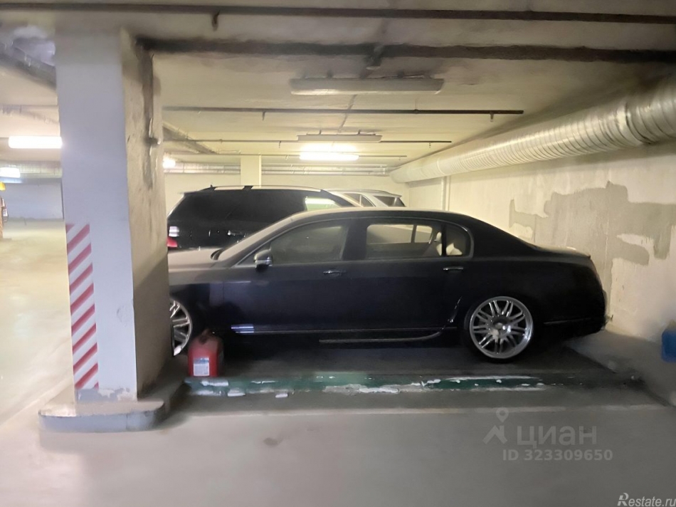 Продажа гаража улица Гашека,  д. 2 с1