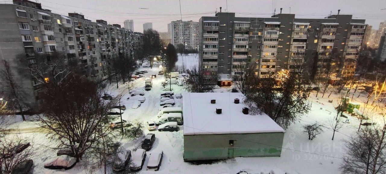 Продажа 4-комн квартиры на вторичном рынке Люберцы, улица Воинов-интернационалистов,  д. 3