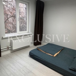 Продажа 3-комн квартиры на вторичном рынке Днепропетровская улица,  д. 27 к1