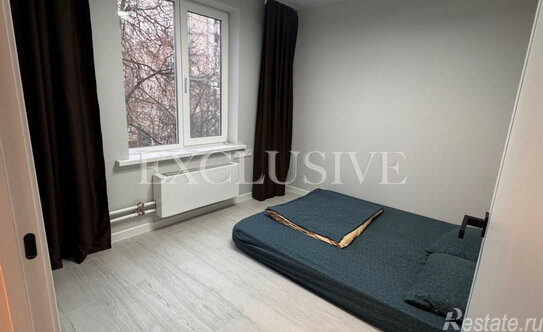Продажа 3-комн квартиры на вторичном рынке Днепропетровская улица,  д. 27 к1