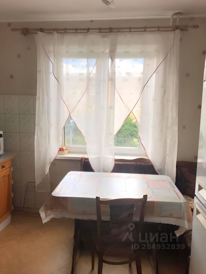 Аренда 1-комн квартиры на вторичном рынке Дунайский проспект, 3