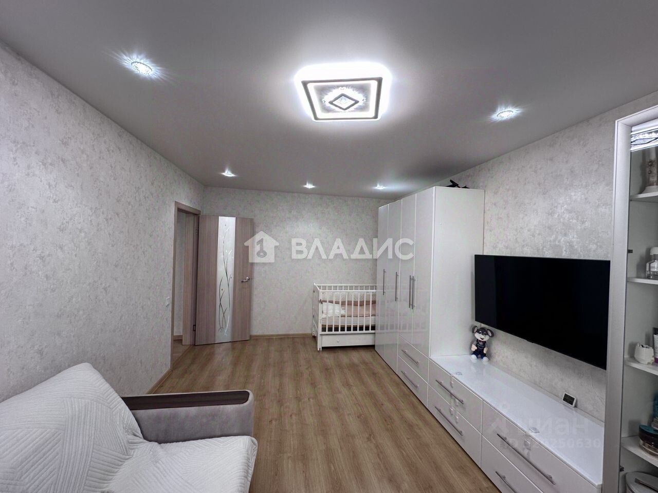 Продажа 1-комн квартиры на вторичном рынке Королев, Первомайская улица,  д. 7