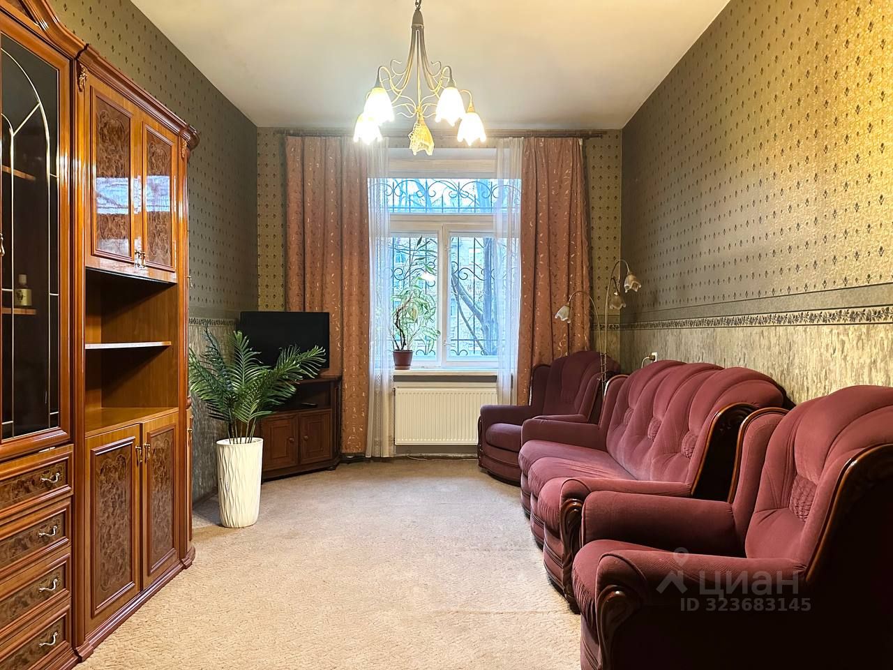 Продажа 3-комн квартиры на вторичном рынке улица Седова, 63