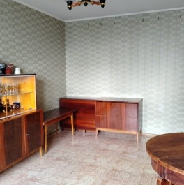 Продажа 3-комн квартиры на вторичном рынке ул Матвеевская,  д. 42,  к. 4