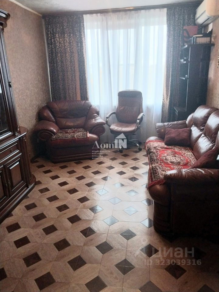 Продажа 4-комн квартиры на вторичном рынке Софийская улица, 20К1