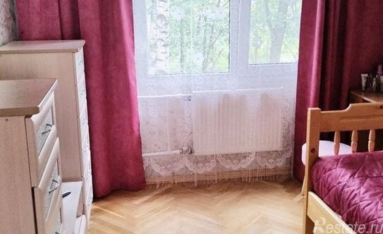 Продажа 3-комн квартиры на вторичном рынке улица Пограничника Гарькавого,  д. 35 к1