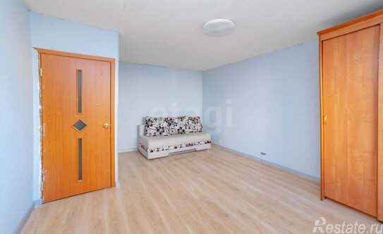 Продажа 1-комн квартиры на вторичном рынке Свердловская наб,  д. 60