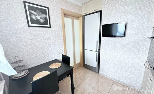 Аренда 2-комн квартиры на вторичном рынке Новомихалковский 4-й проезд,  д. 8