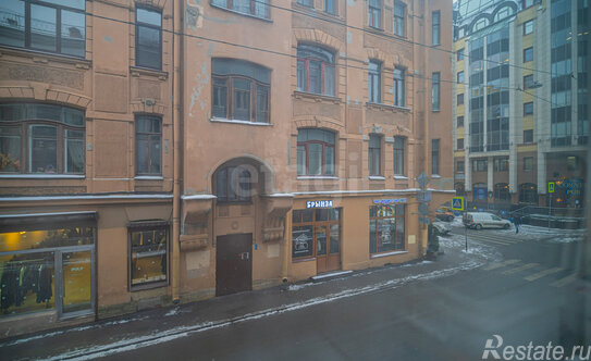 Продажа 3-комн квартиры на вторичном рынке Малый ПС пр-кт