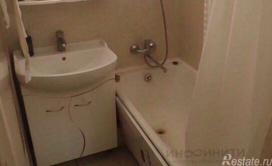 Продажа 2-комн квартиры на вторичном рынке Чертановская ул,  д. 52 к1