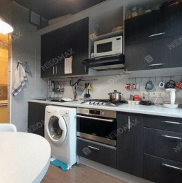 Аренда 3-комн квартиры на вторичном рынке Ропшинская улица,  д. 22