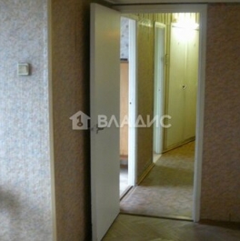 Продажа 3-комн квартиры на вторичном рынке Пражская улица,  д. 33
