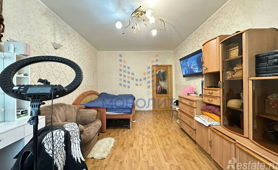 Продажа 2-комн квартиры на вторичном рынке ул Новощукинская,  д. 1