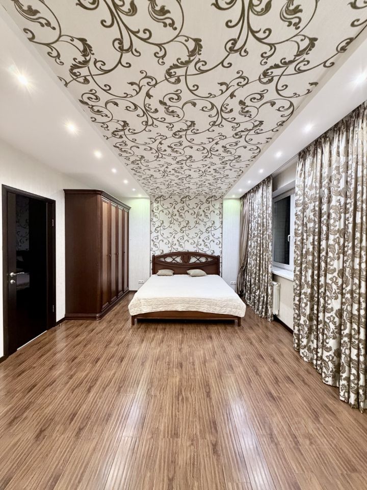 Продажа 3-комн квартиры на вторичном рынке Подольск, Ленинградская улица, 11