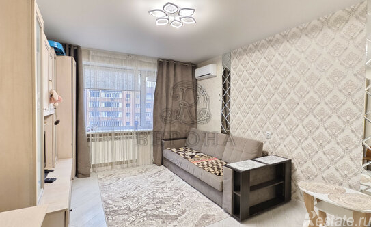 Продажа 3-комн квартиры на вторичном рынке Парковский микрорайон, Северная улица,  д. 10