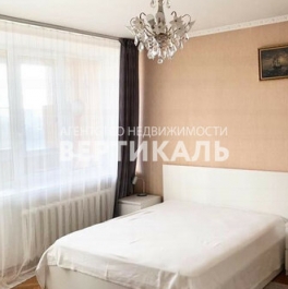 Аренда 1-комн квартиры на вторичном рынке Лавров пер,  д. 5