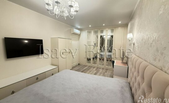 Продажа 2-комн квартиры на вторичном рынке пр-кт Вернадского,  д. 10,  к. 2