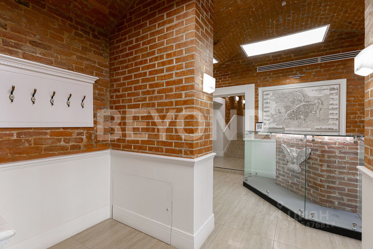 Продажа 2-комн квартиры на вторичном рынке Гагаринская улица, 1/24