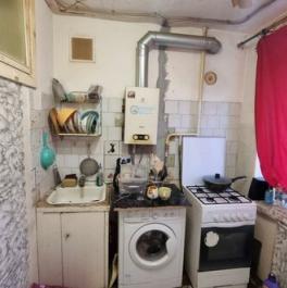 Продажа 1-комн квартиры на вторичном рынке Подольск г, Климовск мкр, 50 лет Октября пр-кт,  д. 26