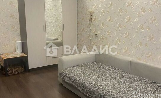 Продажа 1-комн квартиры на вторичном рынке Композиторов ул,  д. 33/5