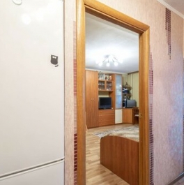 Продажа 1-комн квартиры на вторичном рынке Зюзинская улица,  д. 8