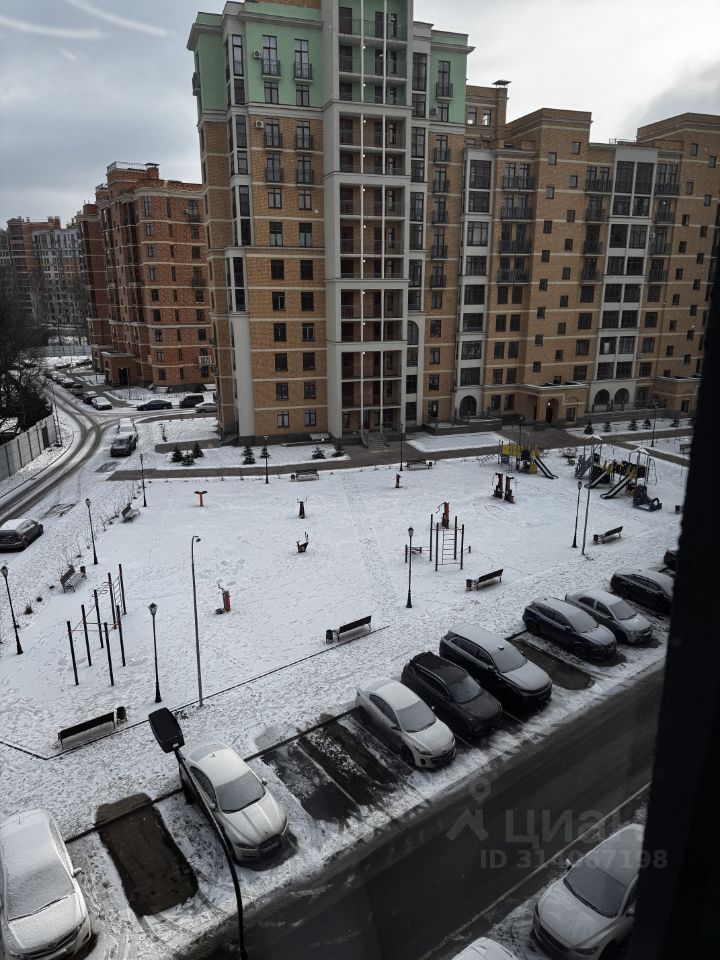 Аренда 3-комн квартиры на вторичном рынке Город-событие мкр, с. Лайково, 62